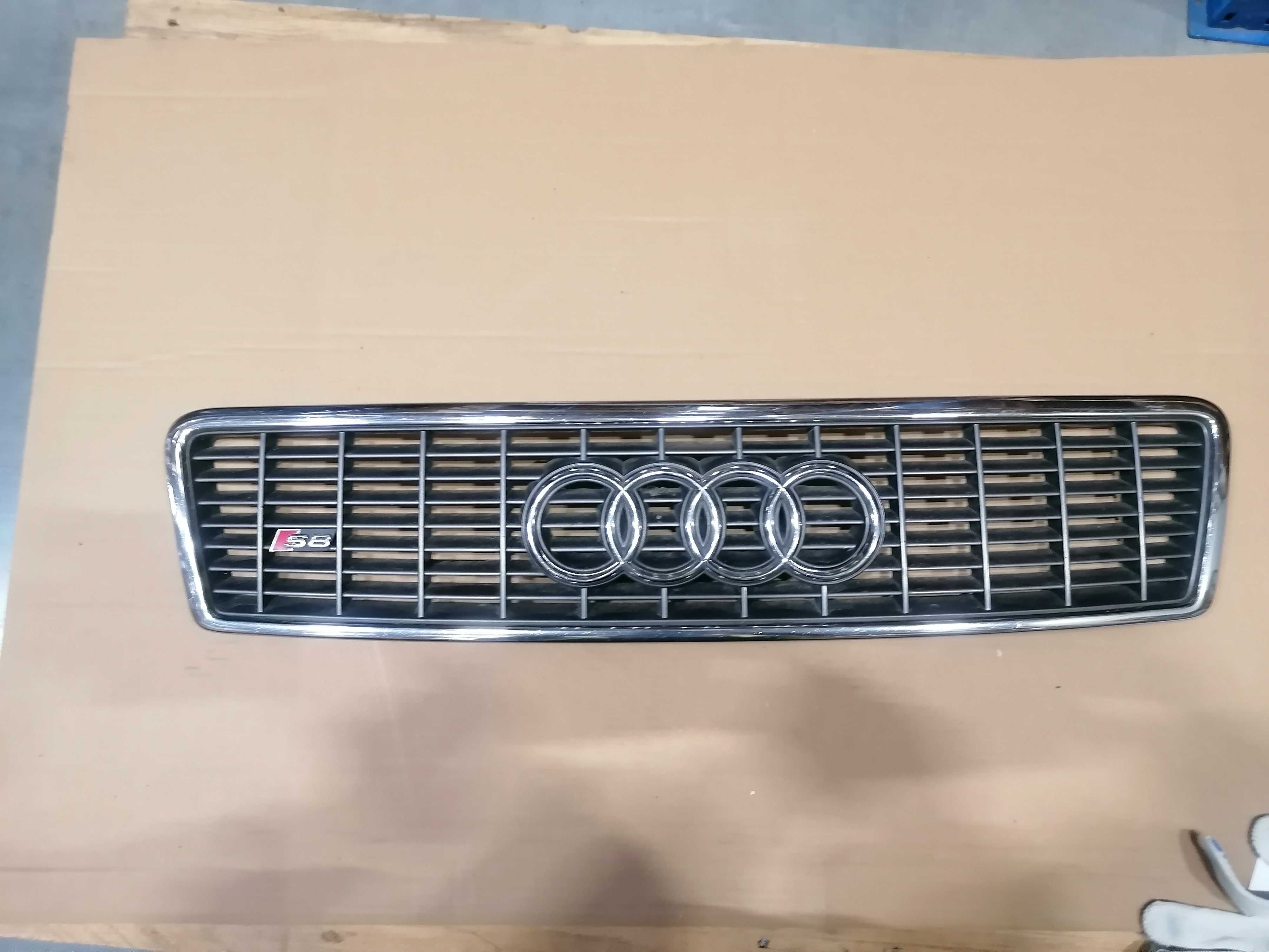 Audi a8 d2 części