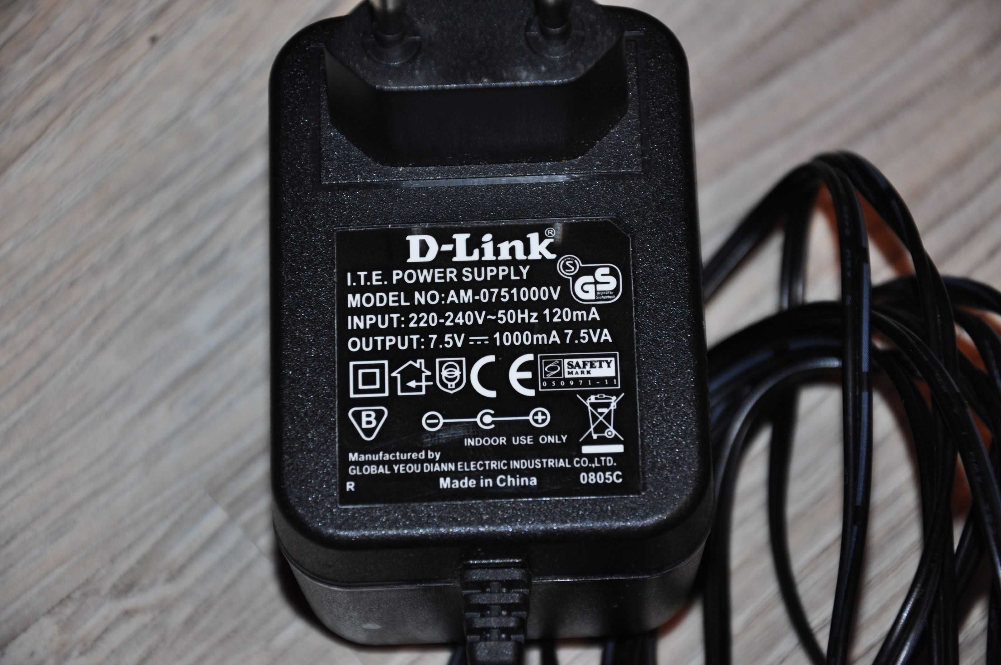 SWITCH D-Link DES-1005D, 5 portów, 10-100 Mb