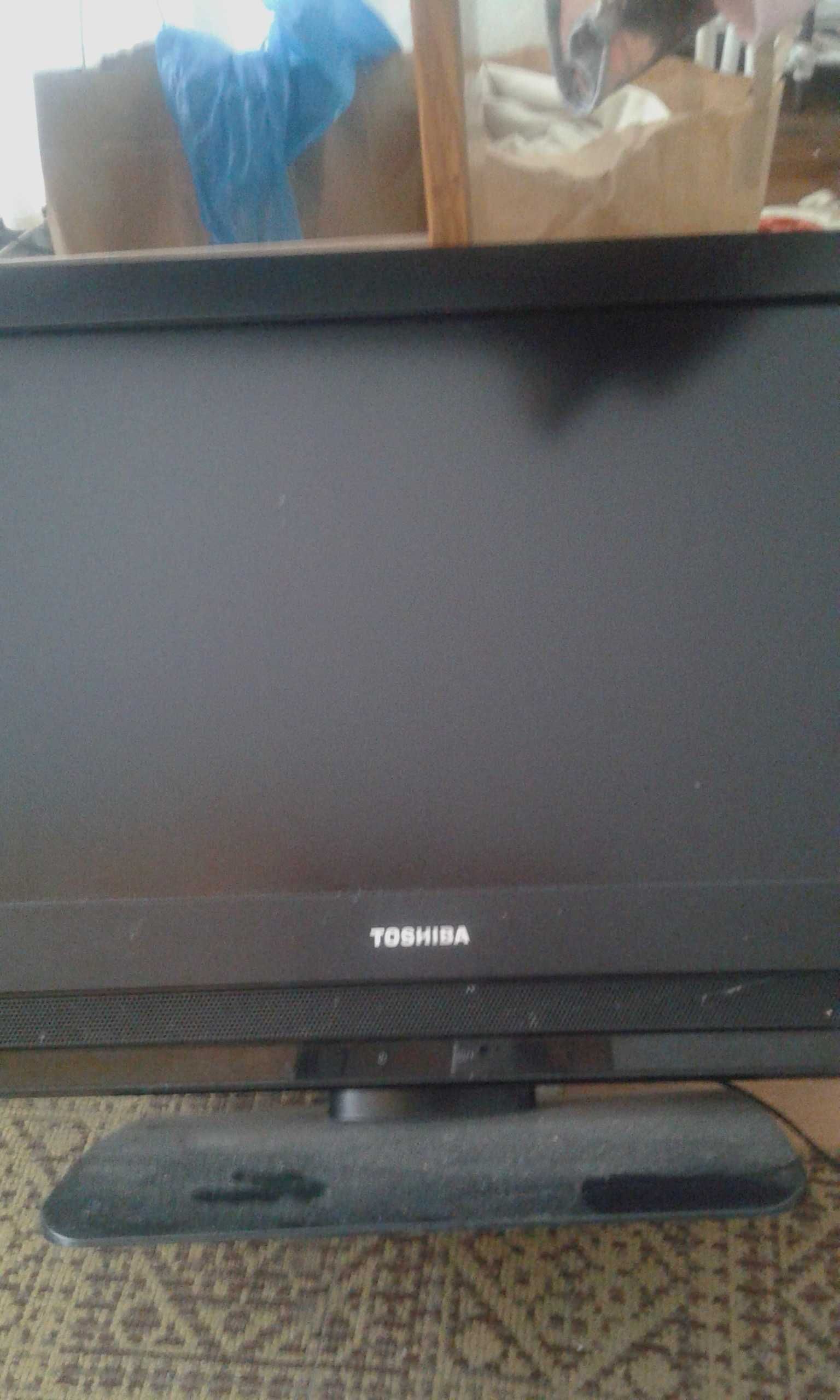 Telewizor LCD Toshiba 26A3000P pilnie