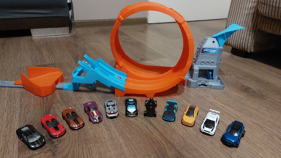 GBF81 Hot Wheels Tor pętla Rywalizacja Mistrzów