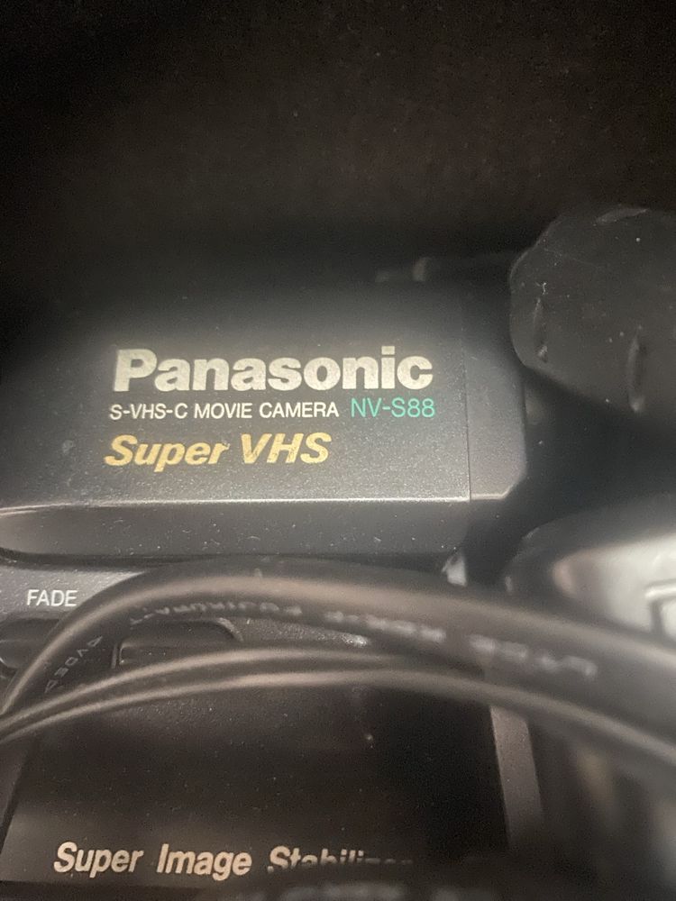 Видеокамера Panasonic Super VHS NV S 88
