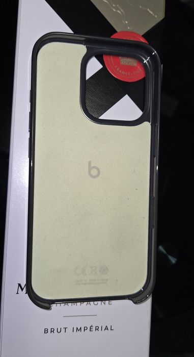 IPhone 16 pro оригінальний чохол Beats