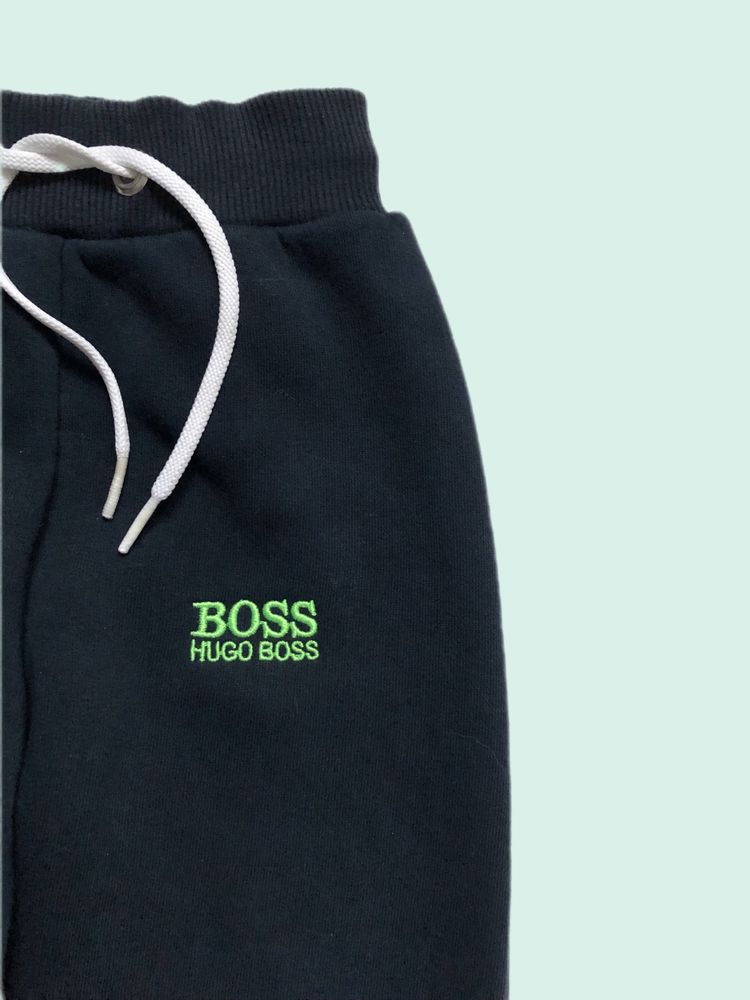 Теплые штаны Hugo Boss на малыша 1,5-2 года