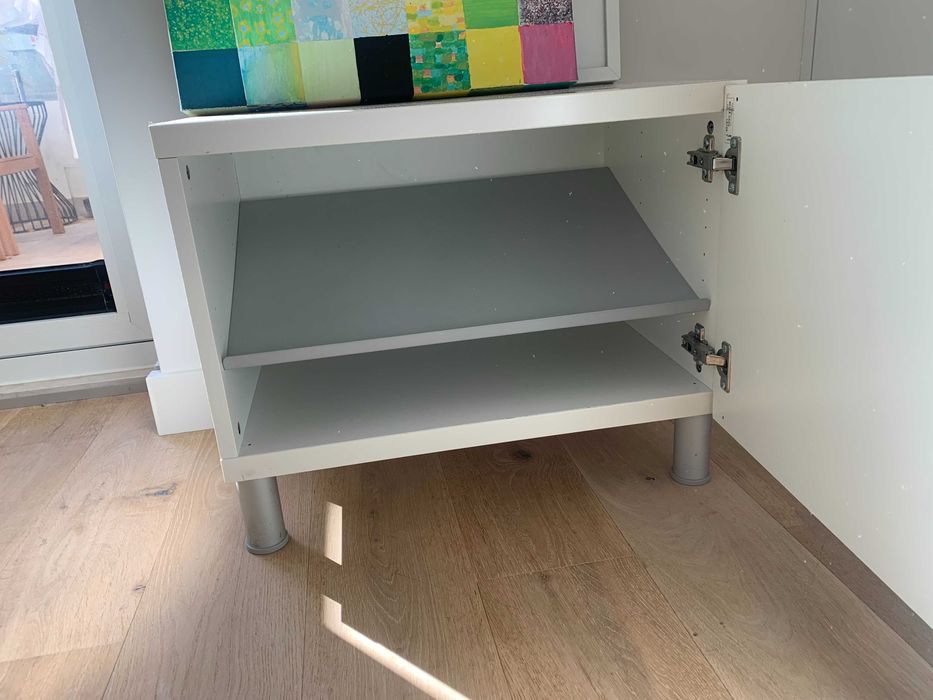 Movel IKEA Gama Besta 60x38x42cm
