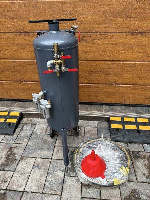 Піскоструй 50л. на колесах