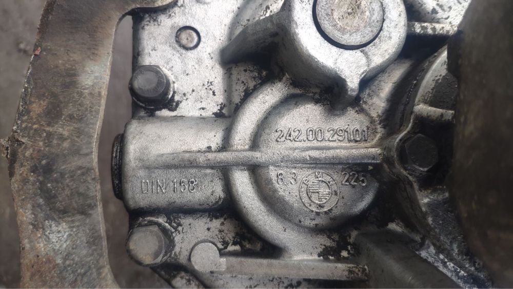 КПП BMW e10/e12/e21/e28/e30 1.8