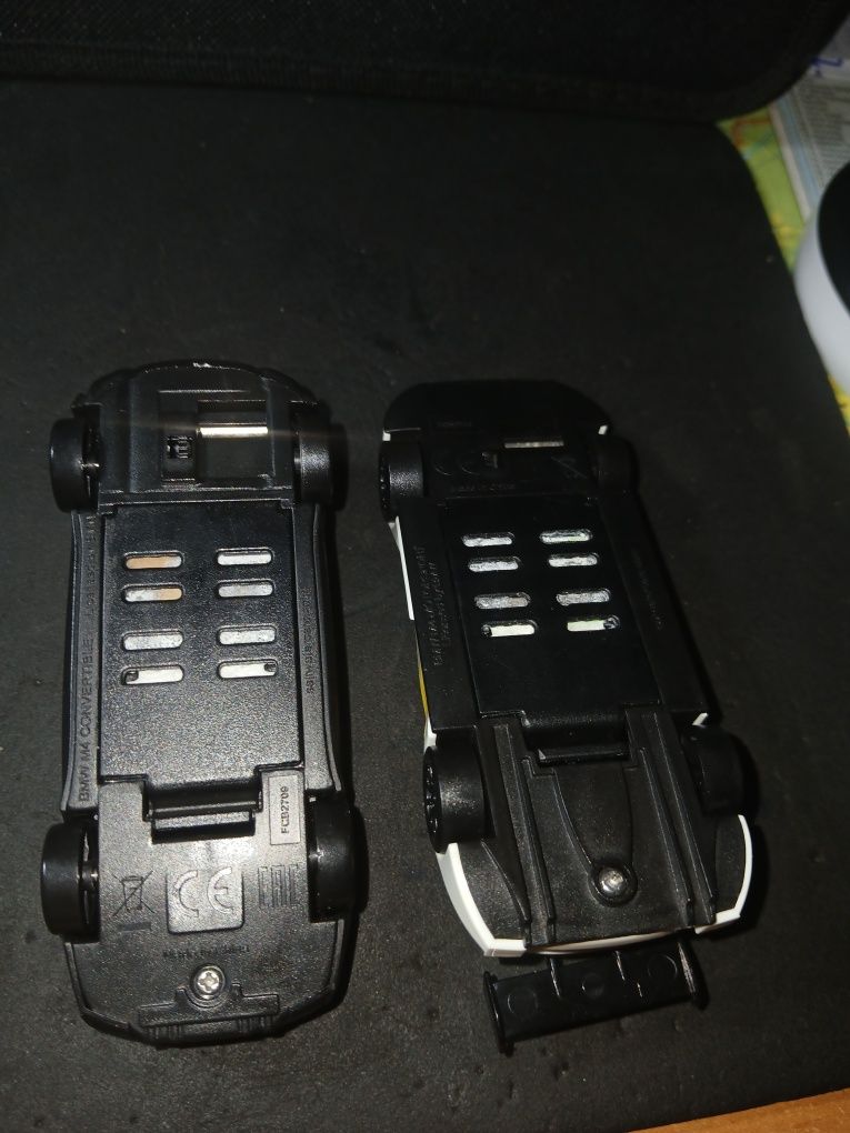 2 modele BMW 1:43 BMW M4 Motorsport BMW M4 Conventirble kolekcja schel