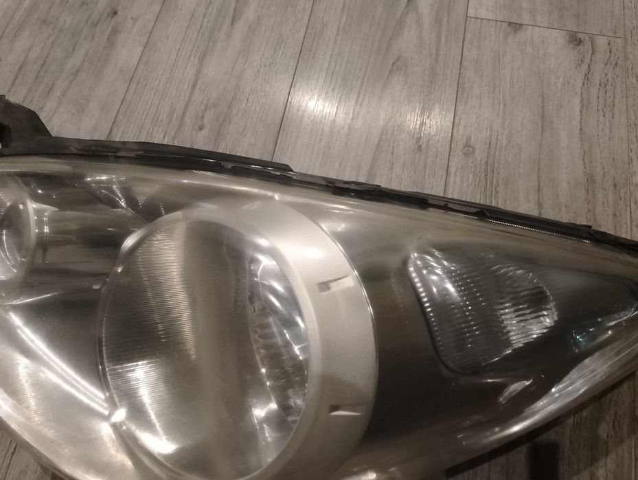 Lampa  Nissan Note  - lewy-przód   2008- 2012