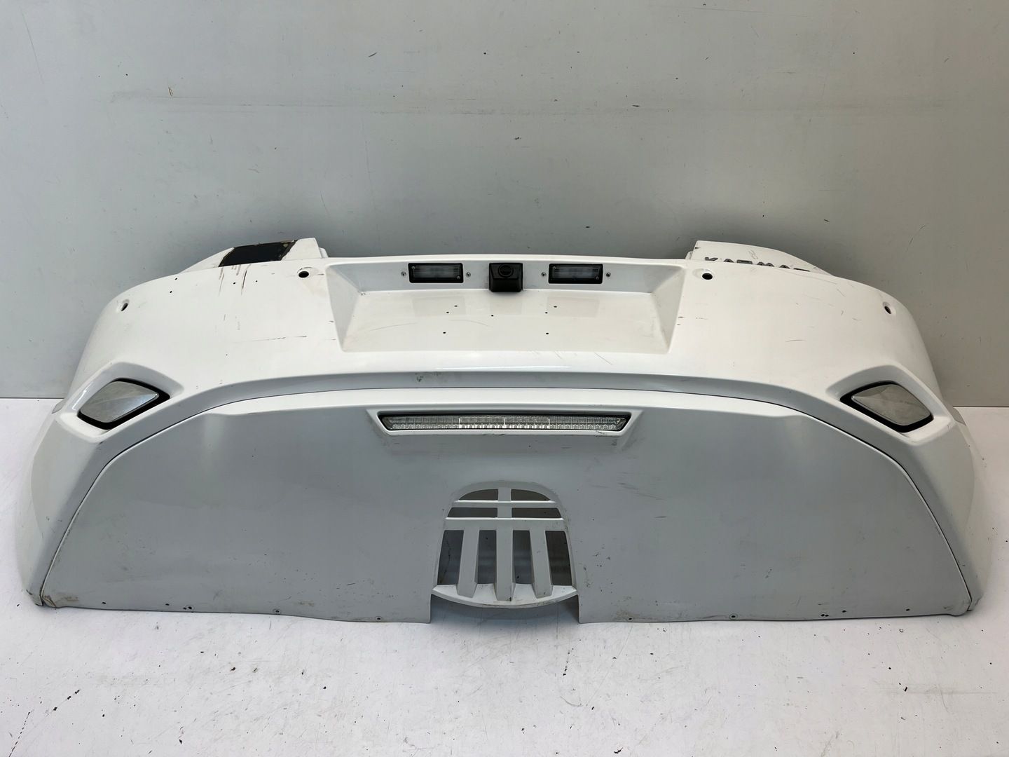 Fisker Karma Revero Zderzak Tylny Rear Back Bumper Pdc oryginał