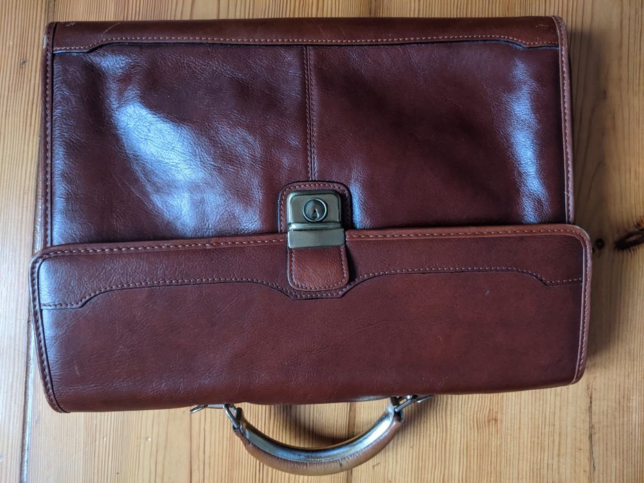 Skórzana torba aktówka teczka na laptop dokumenty