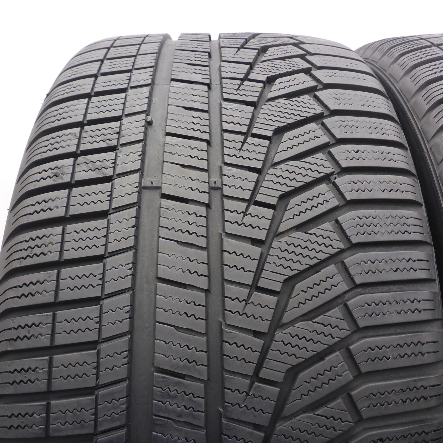 Opony 255/35/19 Hankook 255/35R19 96V XL evo2 W320 Zimowe 2019 6,8mm