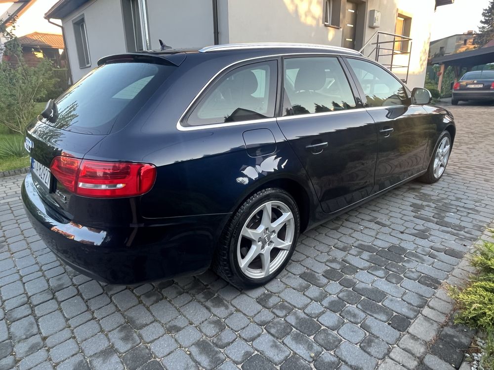 Audi A4 B8 2,0TDI 170km Quattro Xenon Led MMI