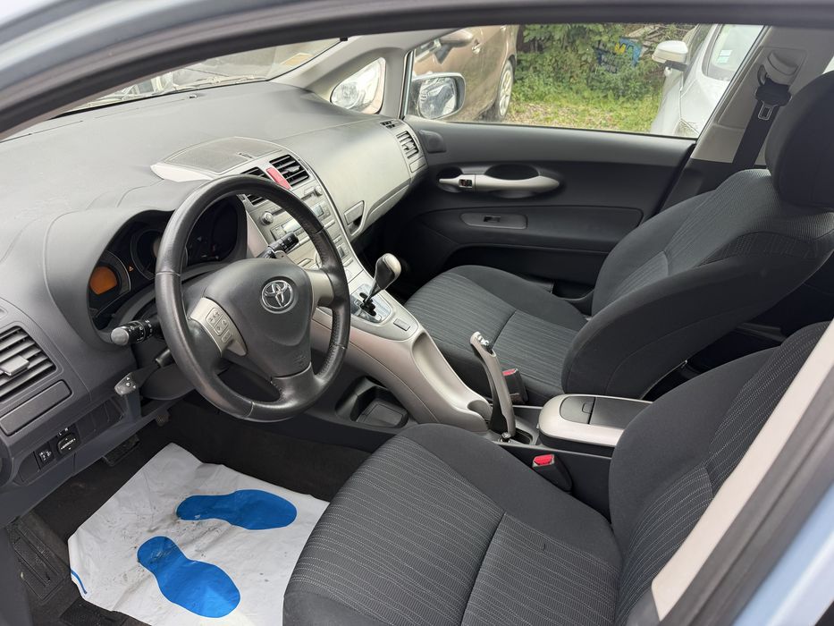 Toyota Auris 1.4 D4D 90 KM automat Gwarancja Gethelp