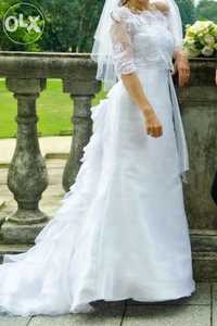 Suknia ślubna biała z trenem + bolerko roz.36-38