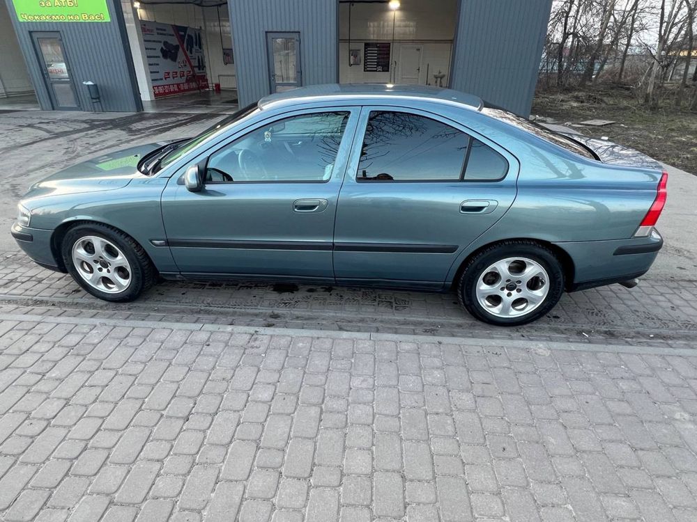 Продам volvo s60 2002р.