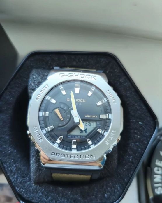 Наручные часы Casio G-Shock GM2100C