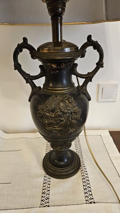 2 Candeeiros em Vaso Áustria, Art nouveau, com Abajur