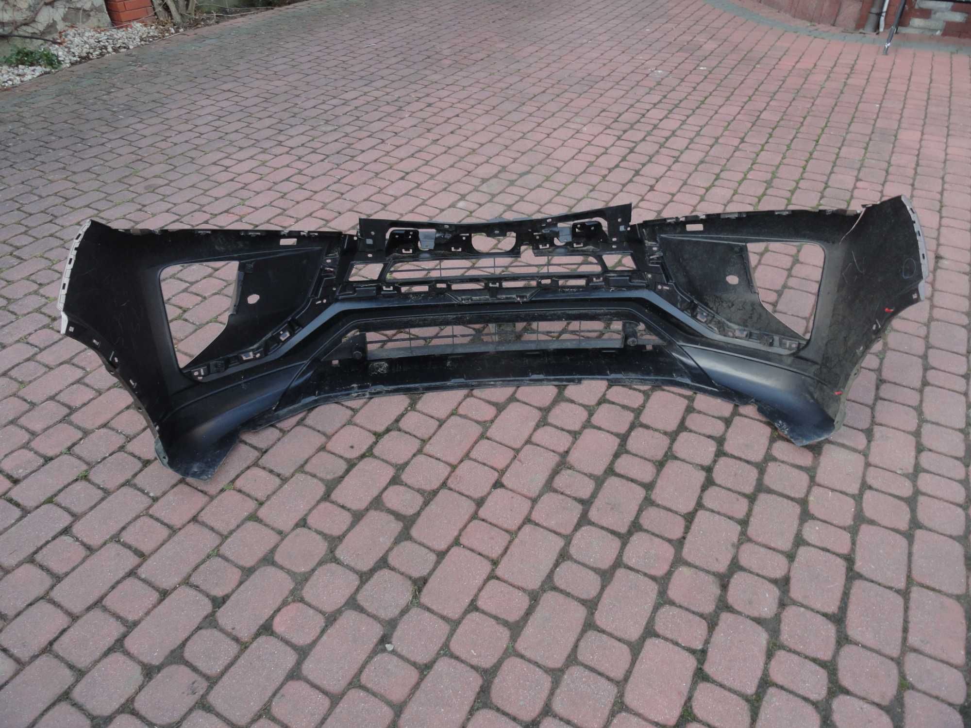Mitsubishi Eclipse Cross Zderzak przód Xenon PDC 18-20