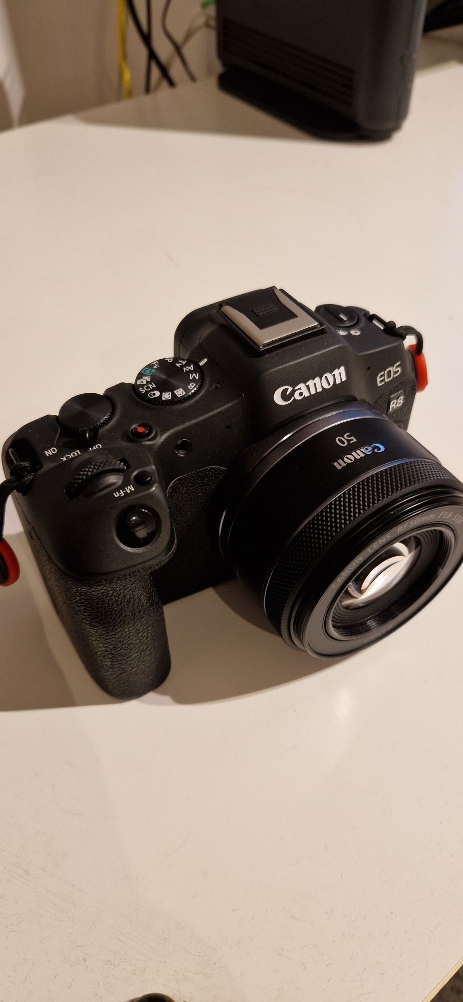 Canon R8  Full Frame + RF50MM1.8 (conjunto) Ler descrição