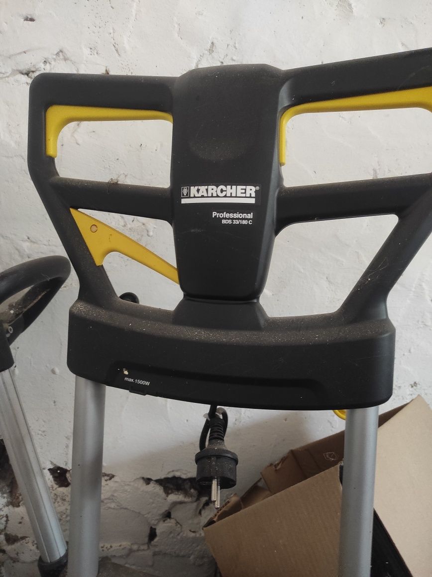 Karcher szorowarka BDS33/180C