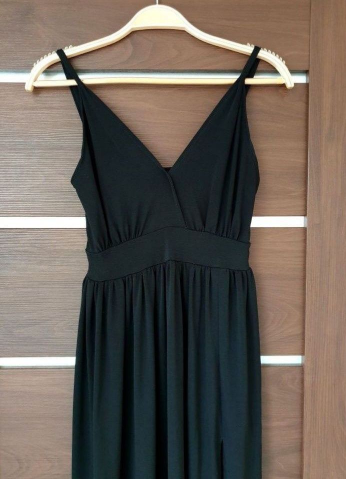 Czarna sukienka maxi XS