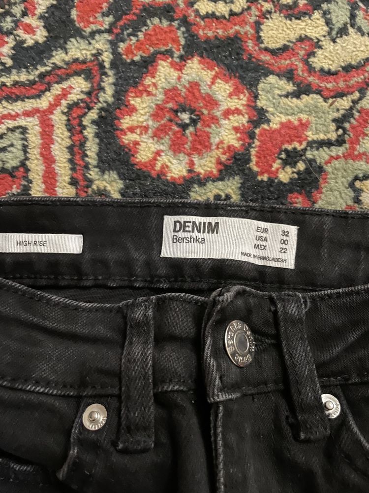 Джинсова юбка, спідниця Bershka