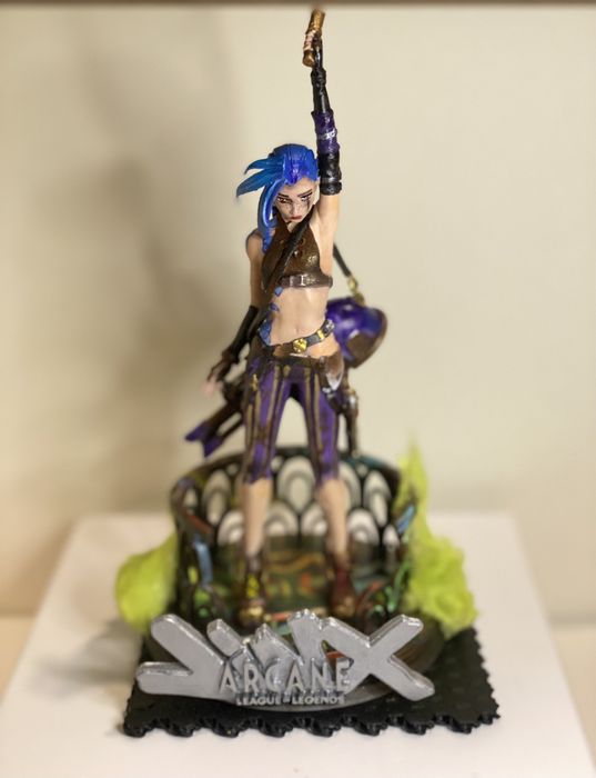 Фігурка персонажа з мульт-серіалу