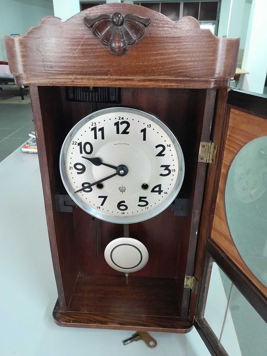 Relogio de parede marca Reguladora