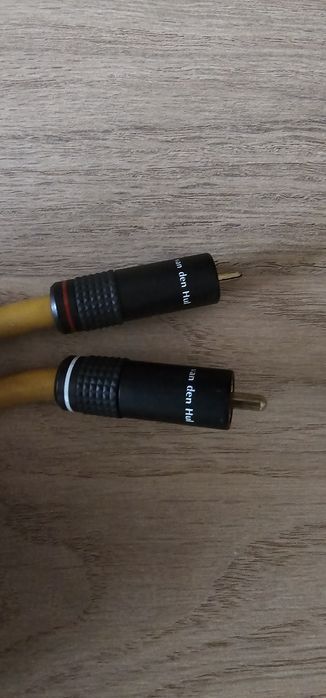„Van Den Hul D102 MKIII 0.6M HI-END INTERCONNECT CABLE” (używany)