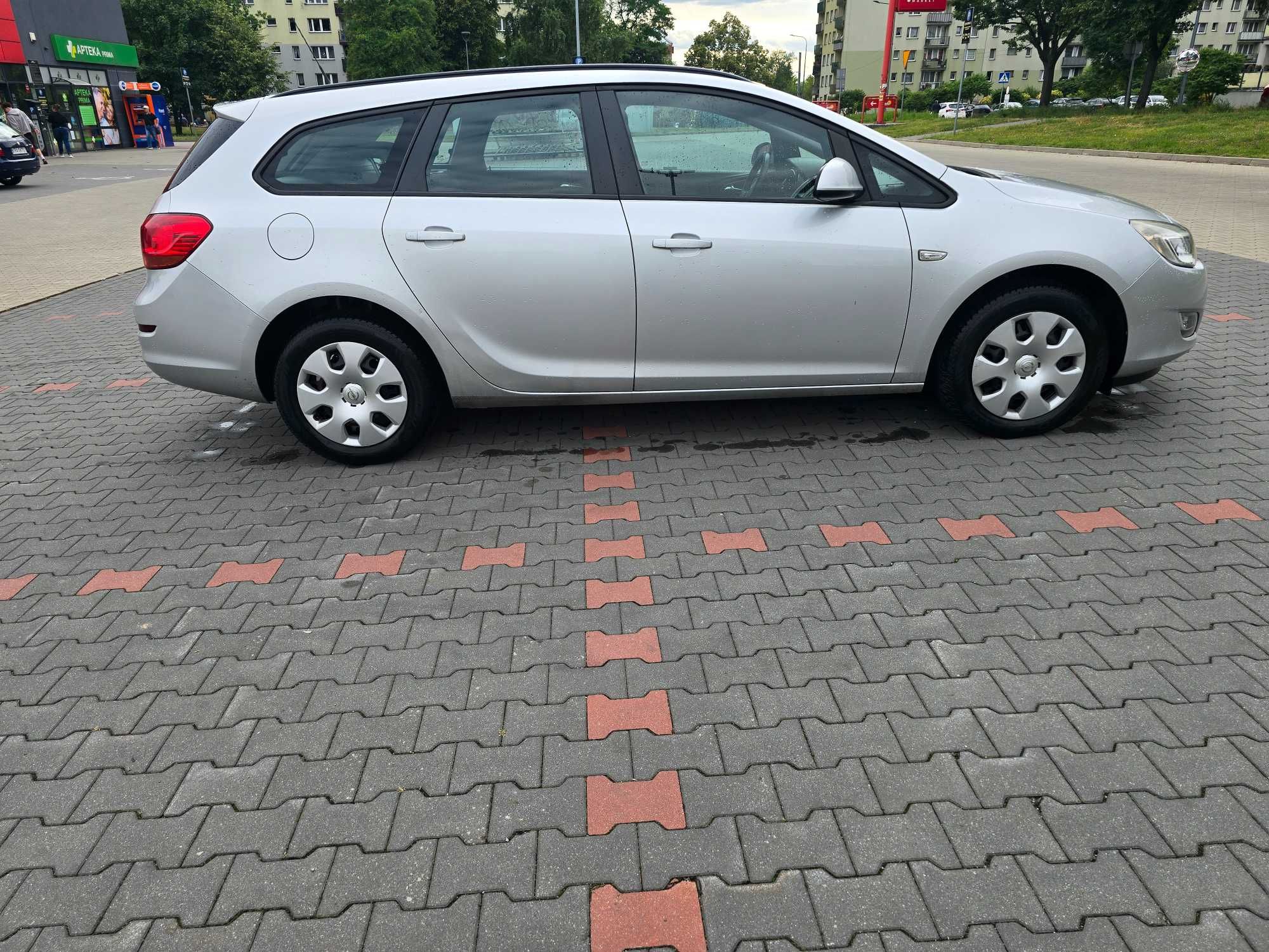 Opel Astra 1.4 Turbo 120 km