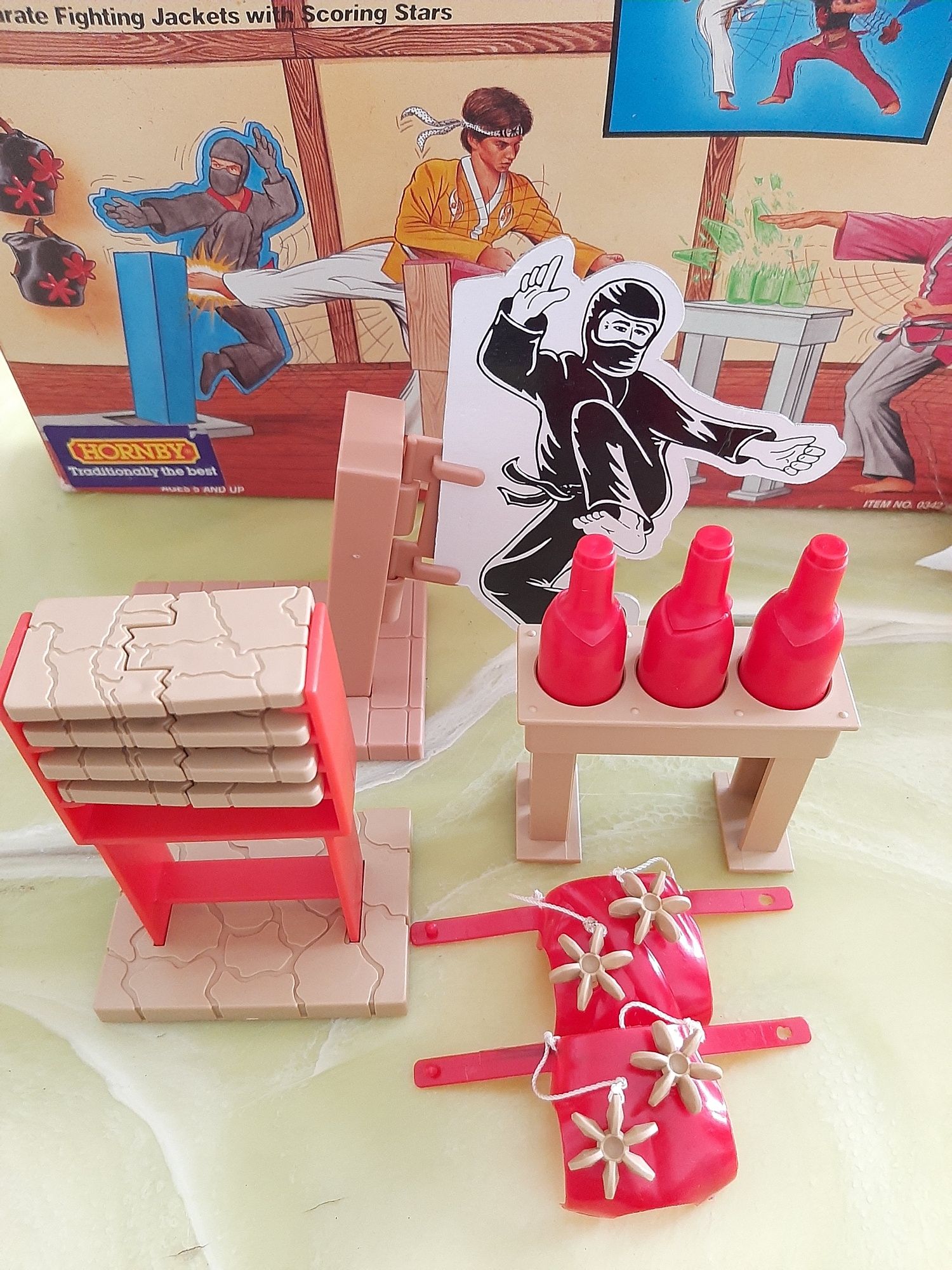 Karate Kid break-away challenge playset da Remco anos 80 com caixa