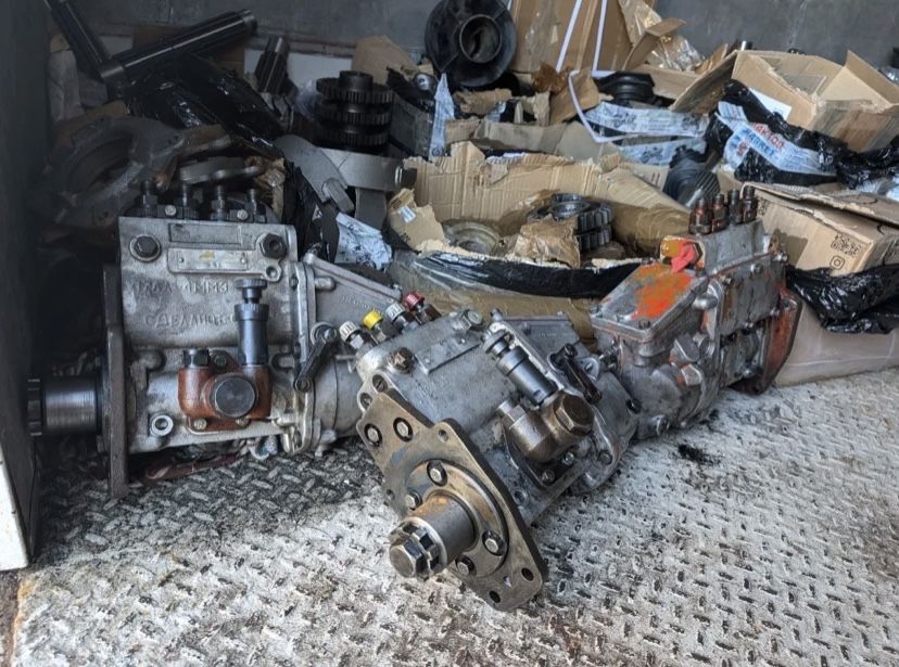 Продам топливні насоси до мтз та т40