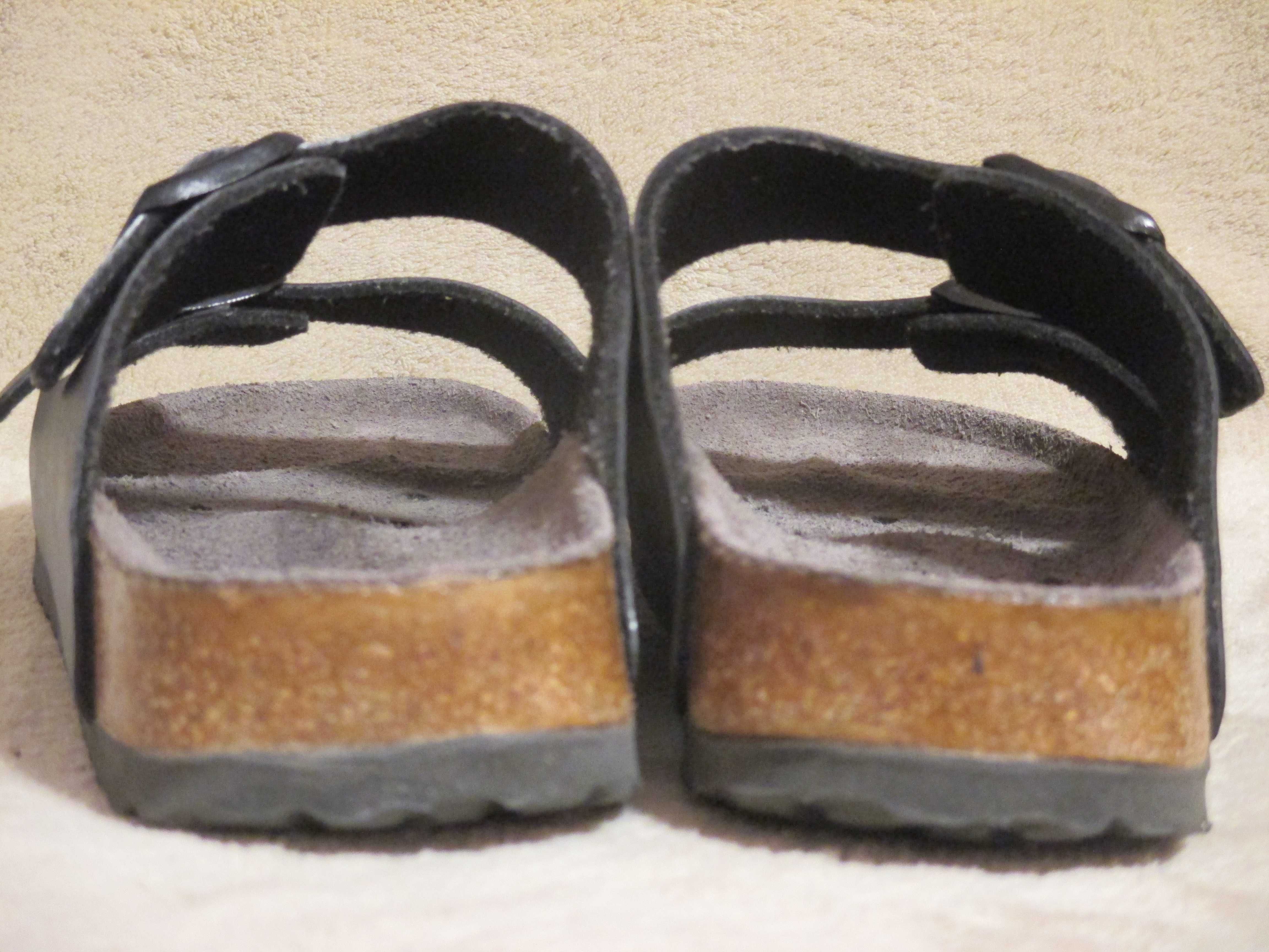 Босоножки. Шлепанцы. Сандали Birkenstock р. 39-40..