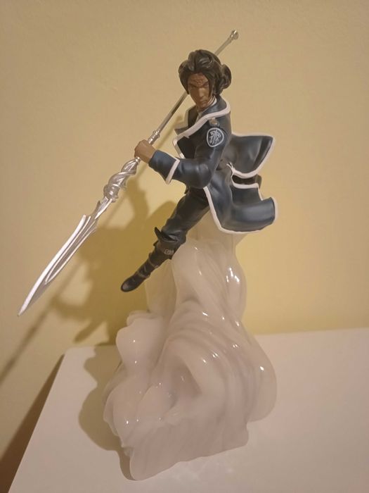 Statua Clashing Storms Brandon Sanderson Archiwum Burzowego Światła