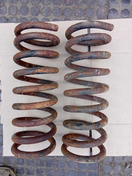 Продам пружини с москвіча азлк 412