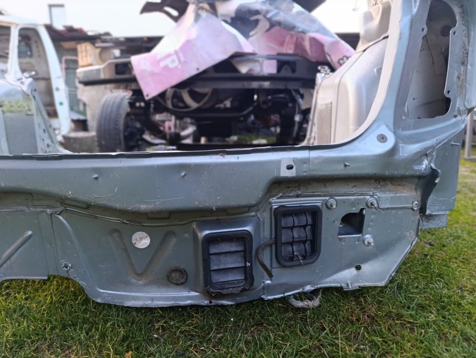 Задня частина Шкода Фабія 1