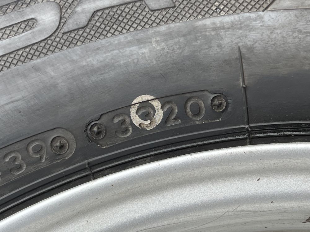 Резина шины Lassa 195/65 R15 зима