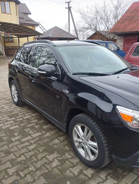 Мітсубісі аутлендер спорт