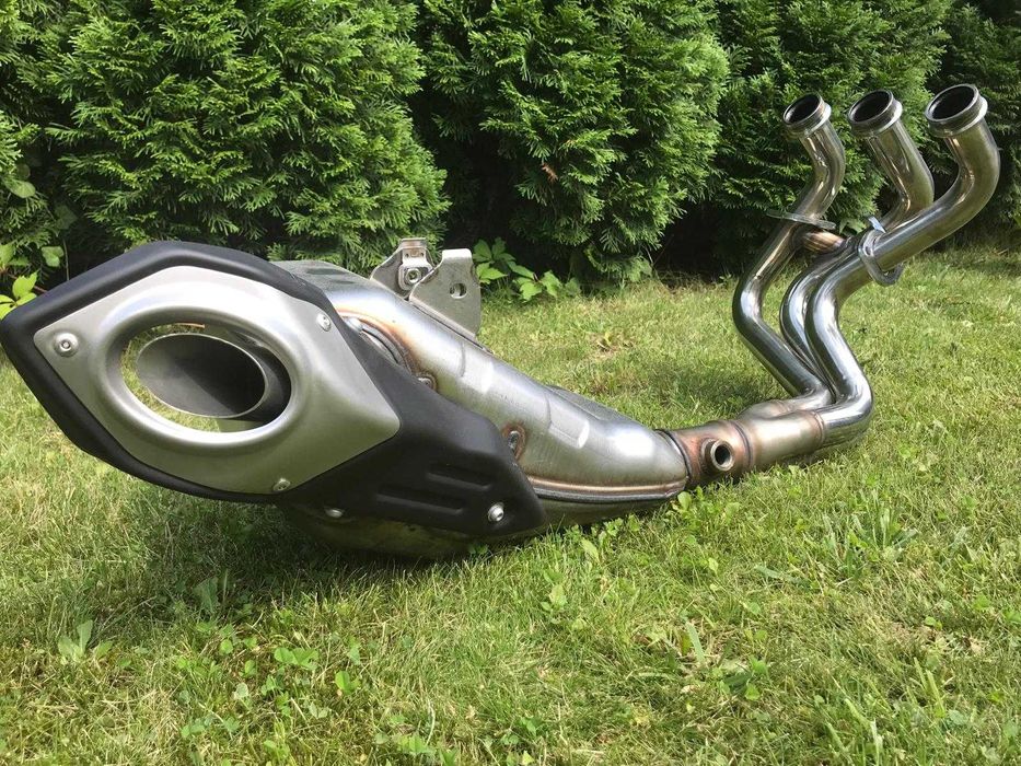 Fabryczny nowy układ wydechowy Yamaha MT09 MT-09 2 generacja