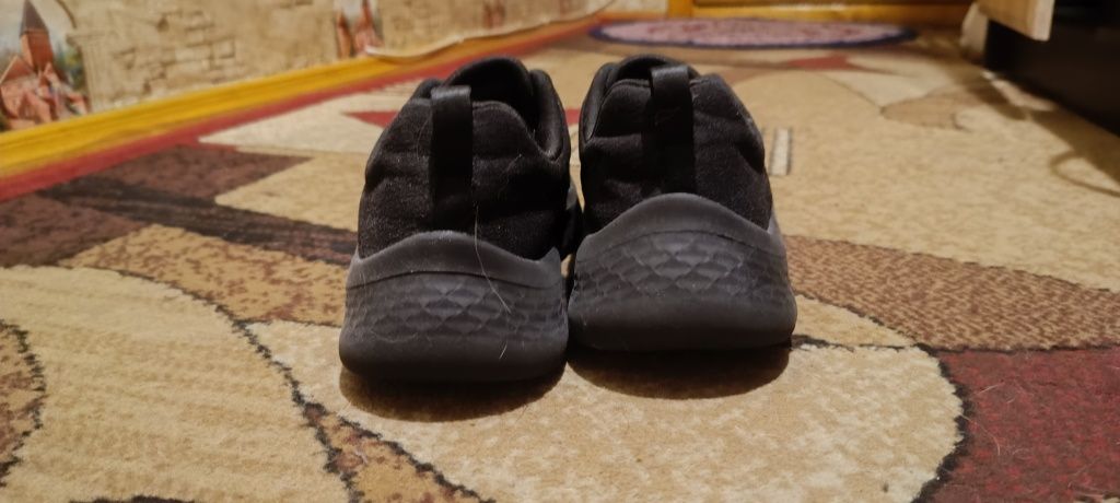 Кроссовки Skechers
