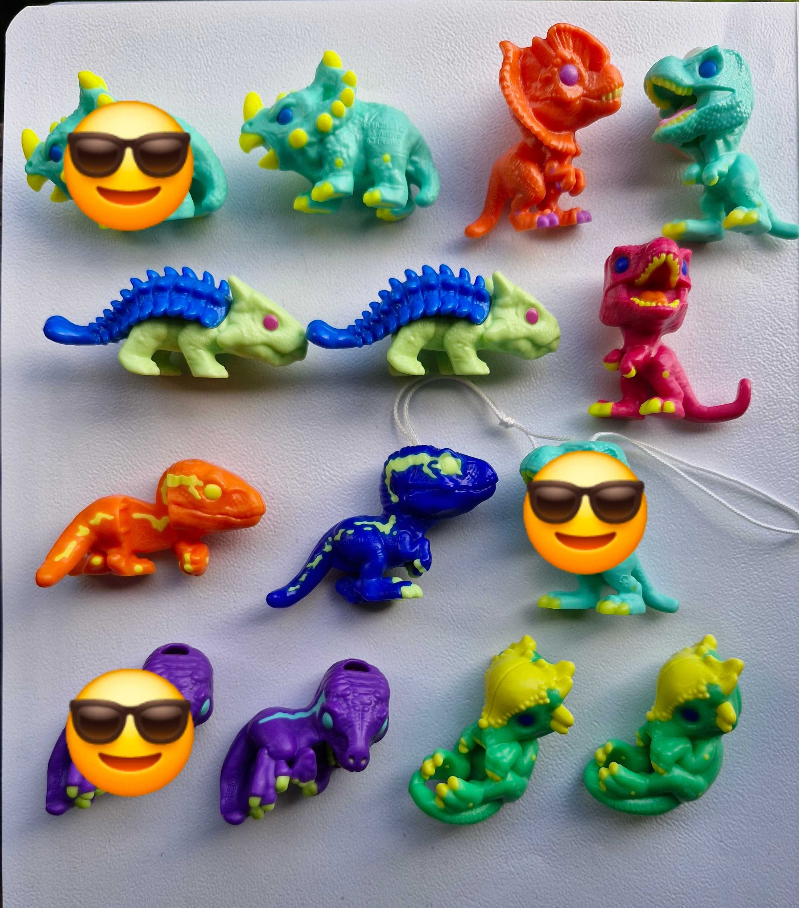 Фігурки динозаври Kinder joy Jurassic world, Парк Юрського періоду