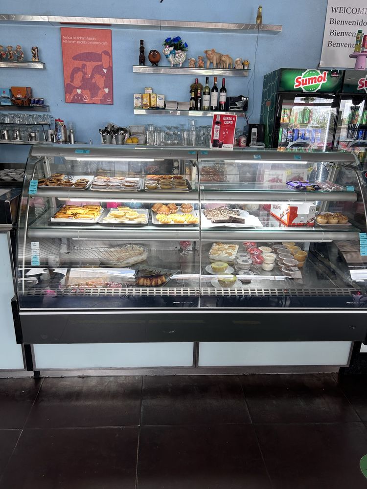 Vitrine jordao com motor