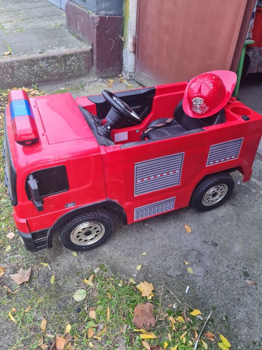 Straż pożarna.  Autko na akumulator