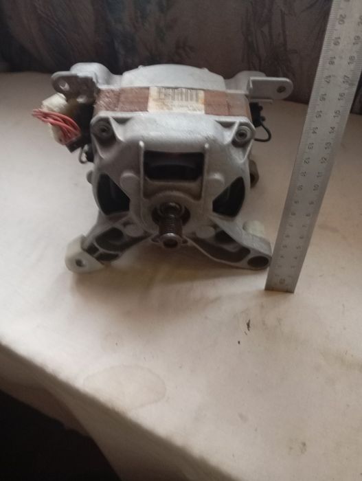 Продам мотор на стіральну машинку