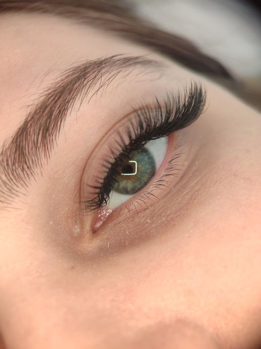 Нарощення вій Славута