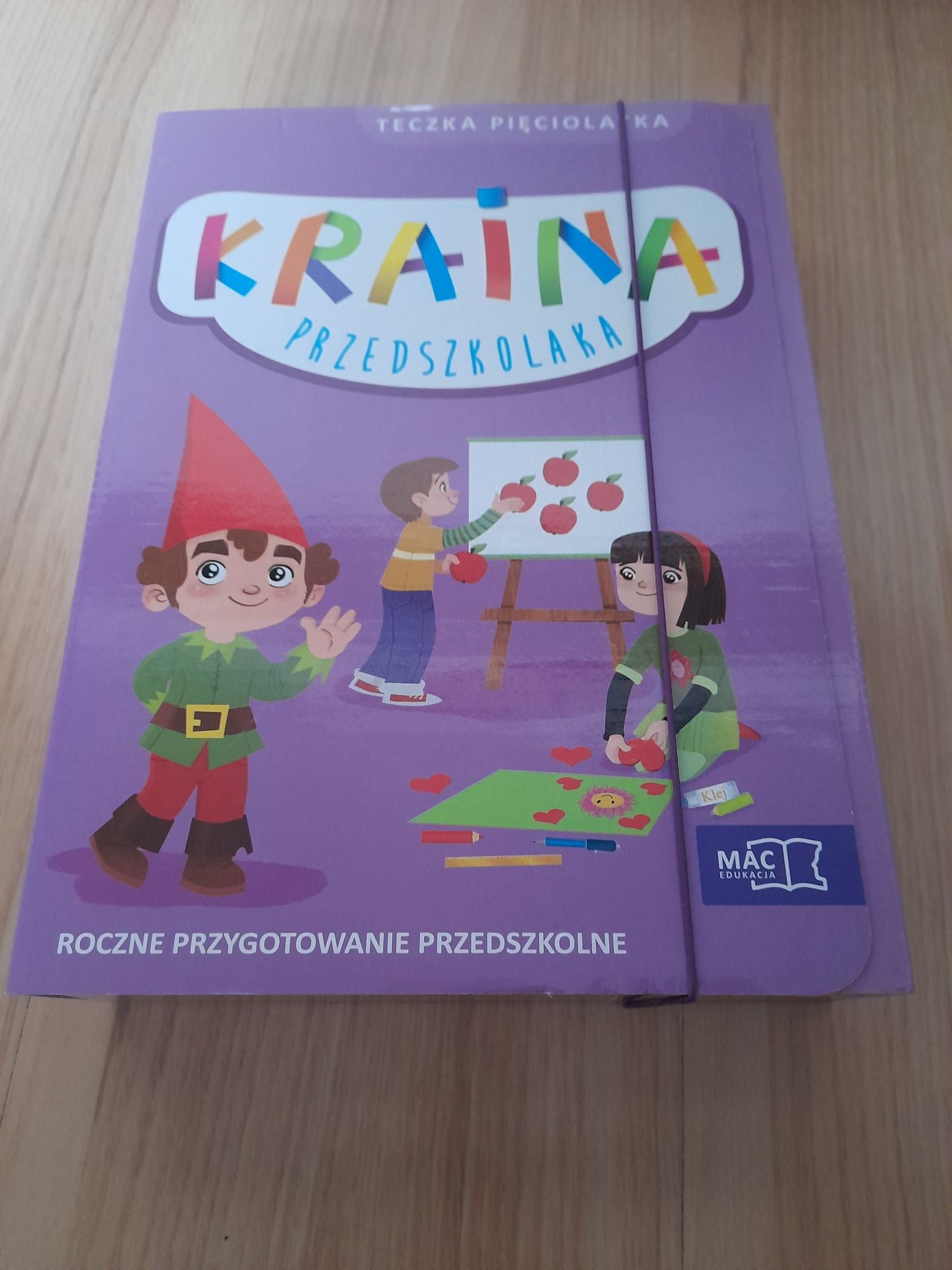 Podrecznik Kraina przedszkolaka roczne przygotowanie przedszkolne