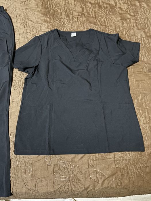 Продам медичний костюм