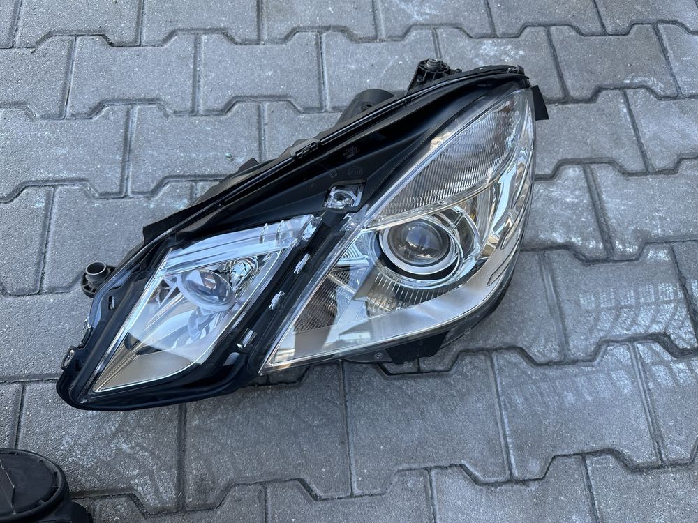 Lampa Reflektor Lewa Prawa Bi-Xenon Mercedes E-Klasa W212