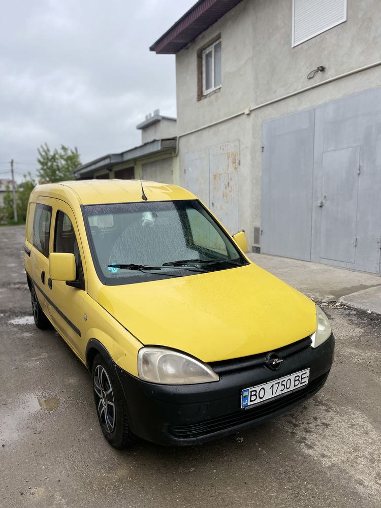 Продам Опель комбо 2011р 1.7д ТЕРМІНОВО