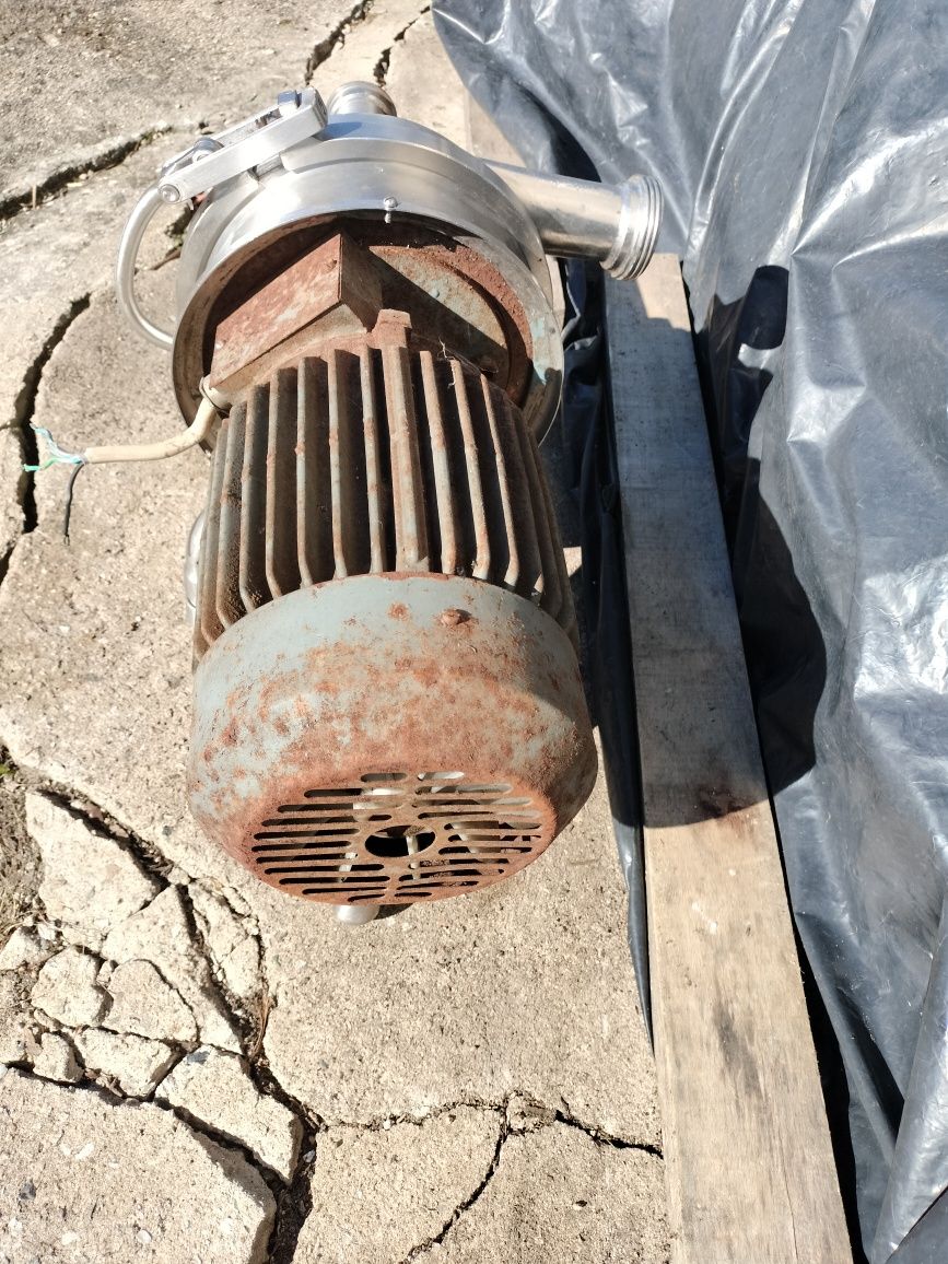Motor rabor trifásico 5.5cv